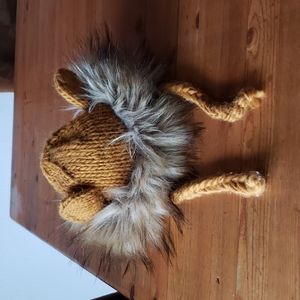 Blueberry Hill Handknit Lion Hat Gorgeous!! Runs small  EUC